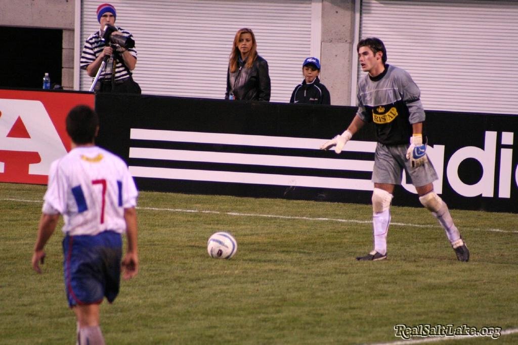 RSLvUniversidadCatolica-06.08.05_057.jpg